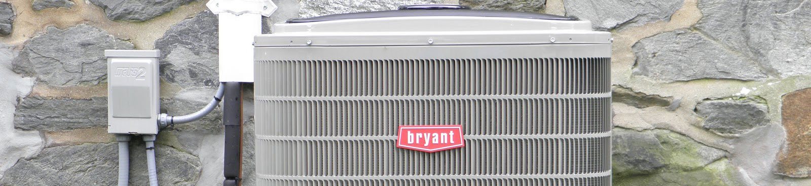 Bryant Condensor Outside a Home